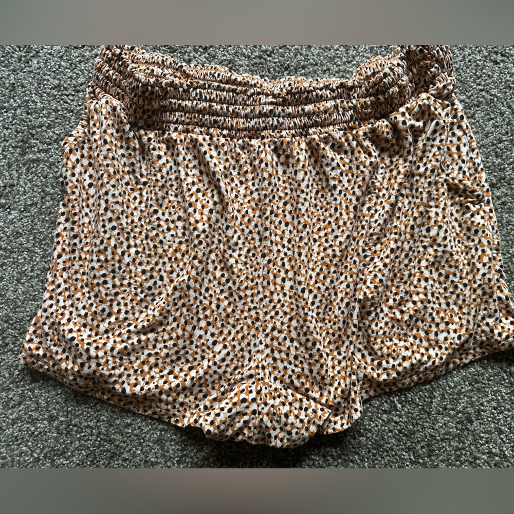 Soma Leopard Print Shorts size large